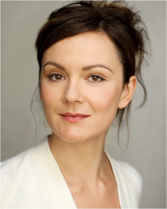 蕾切尔·斯特灵 Rachael Stirling照片