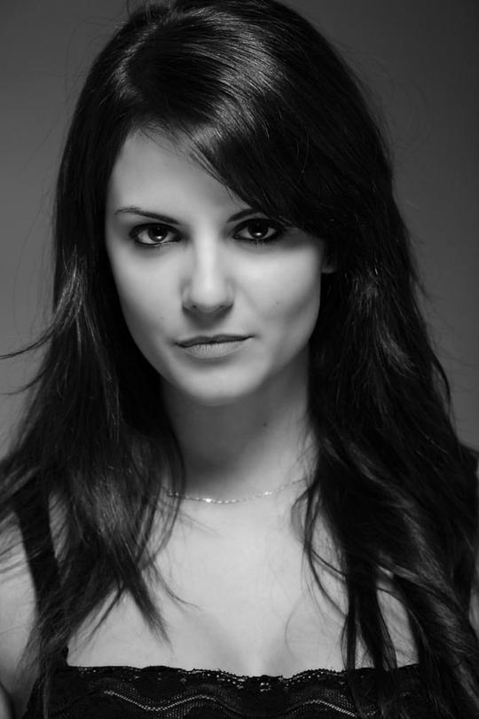 玛丽娜·马修斯 Melina Matthews照片