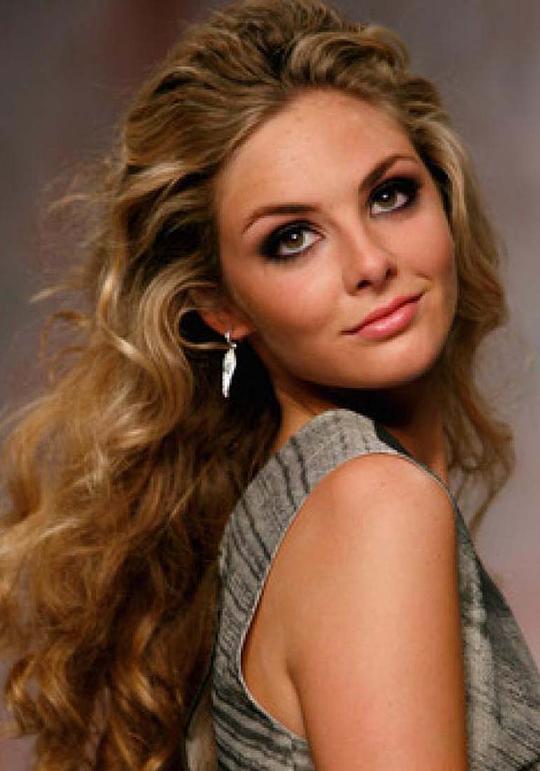 塔姆欣·伊格顿 Tamsin Egerton照片