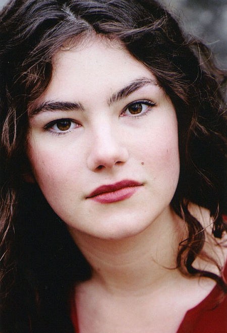 凯蒂·宝蓝德 Katie Boland照片