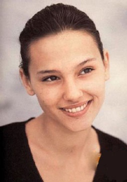 维吉妮·拉朵嫣 Virginie Ledoyen照片