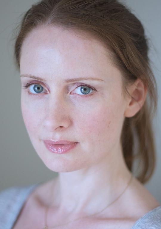佐伊·特尔福德 Zoe Telford照片