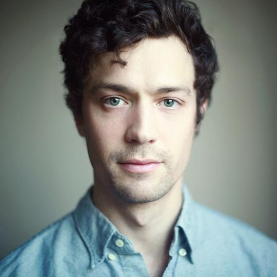 克里斯蒂安·库尔森 Christian Coulson照片