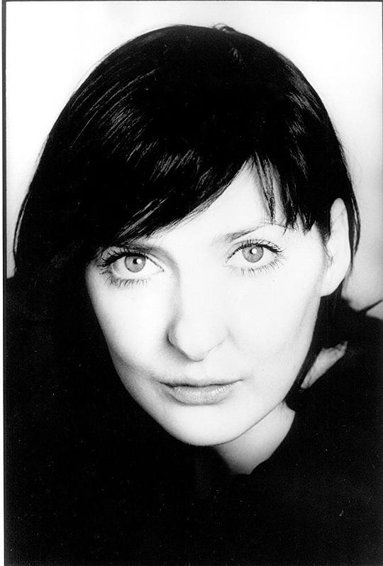 凯茜·基拉·克拉克 Kathy Kiera Clarke照片