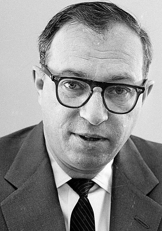 卡尔·福尔曼 Carl Foreman照片