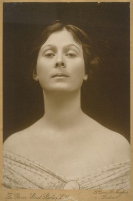 伊莎朵拉·邓肯 Isadora Duncan照片