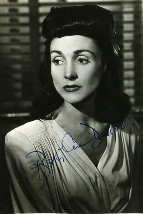 Betty Ann Davies照片