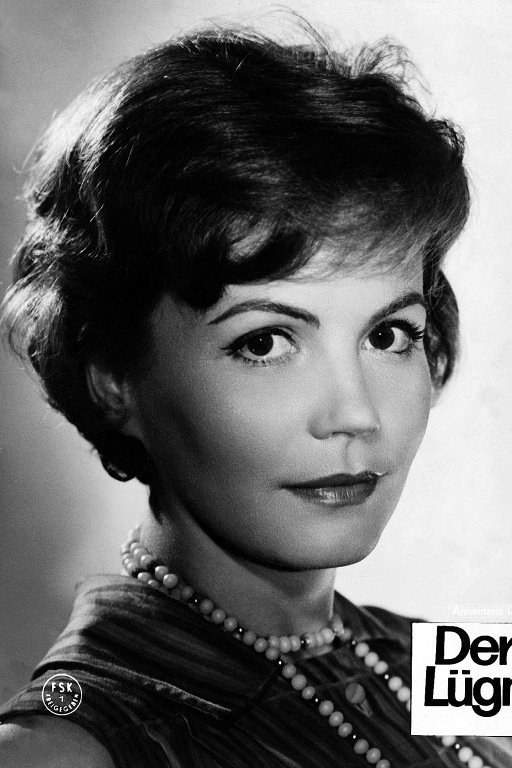 安娜玛丽·杜林格 Annemarie Düringer照片