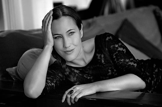 米丽娅姆·沙琳斯 Myriam Charleins照片