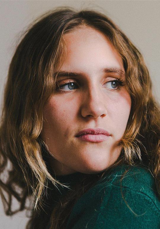 萨拉·亨诺克斯伯格 Sarah Henochsberg照片