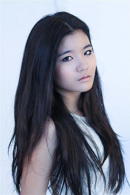 克拉拉·乔伊 Clara Choï照片