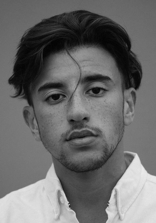 拉德赫·贝莱彻 Riadh Belaïche照片