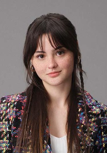 德雅·萍娜·阿克 Derya Pinar Ak照片