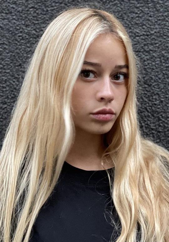 露易丝·勒罗伊 Louise Leroy照片