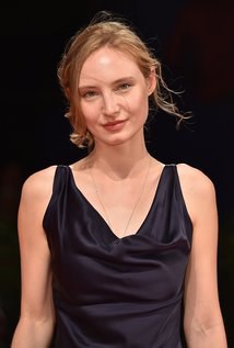 朱丽亚·罗伊 Julia Roy照片