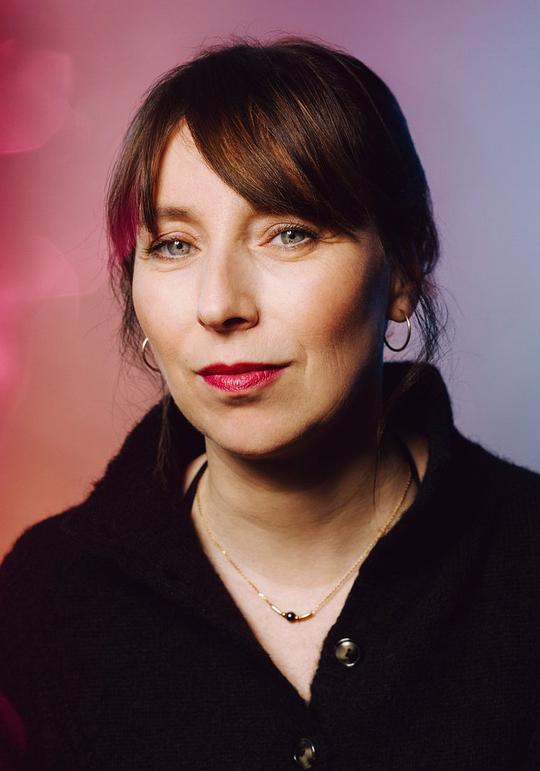 戴尔芬·德洛杰特 Delphine Deloget照片