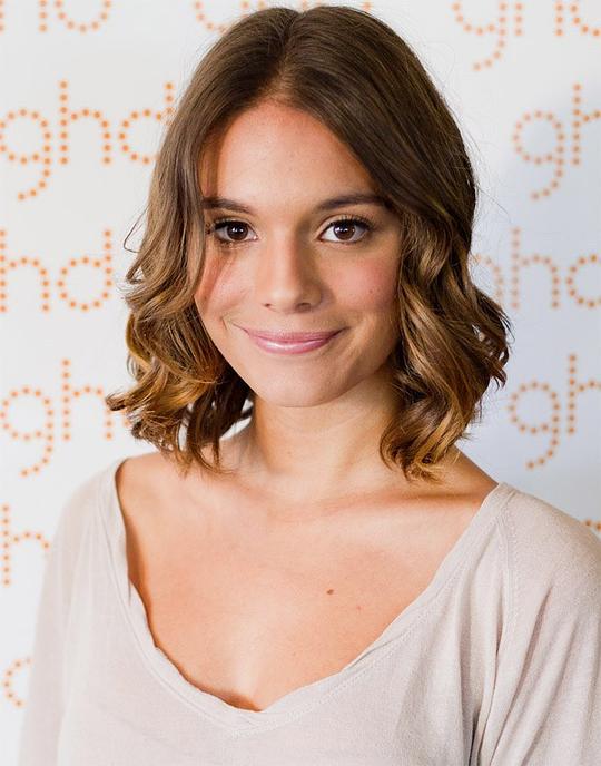 凯特琳·斯塔西 Caitlin Stasey照片