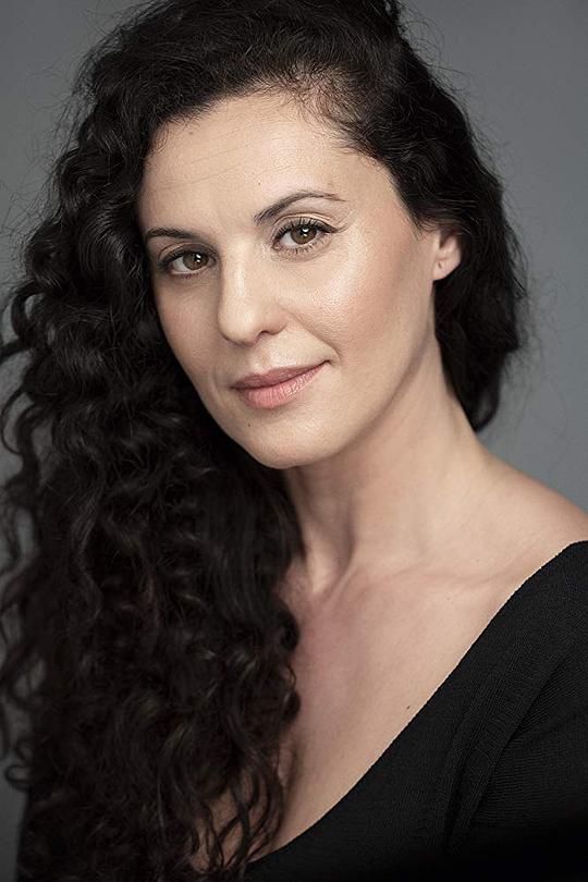 法拉·哈米德 Farah Hamed照片