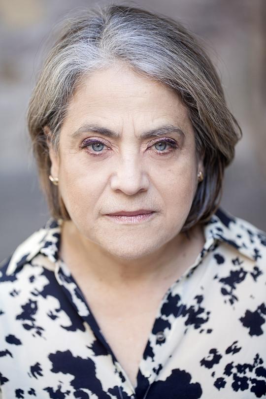 农齐娅·斯基亚诺 Nunzia Schiano照片