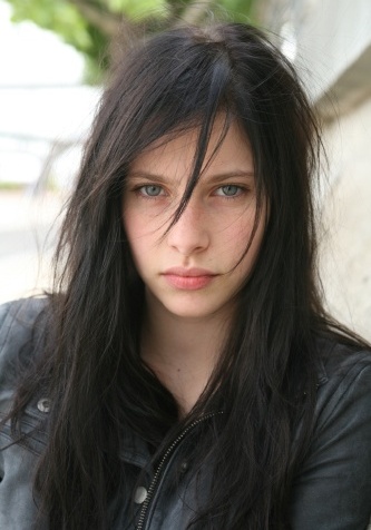 科洛·克莱沃 Chloé Coulloud照片