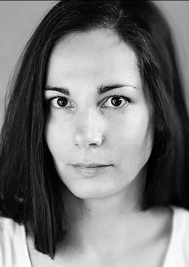 伊莎贝尔·法维斯 Isabelle Favez照片
