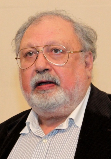 鲁斯塔姆·伊布拉吉姆别科夫 Rustam Ibragimbekov照片