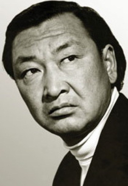 博洛特·贝舍纳利耶夫 Bolot Bejshenaliyev照片