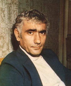 耶尔马兹·居内伊 Yilmaz Güney照片