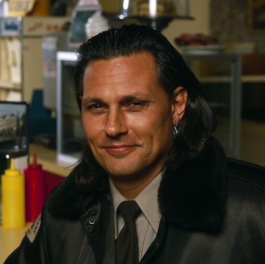 迈克尔·霍斯 Michael Horse照片