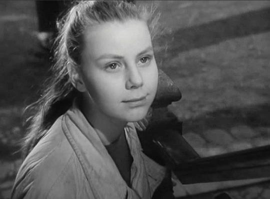 Anne Doat照片