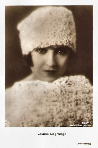 Louise Lagrange照片
